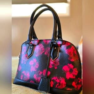 KELLY & KATIE SATCHEL BAG